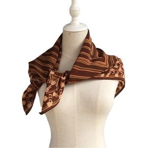 Vera Neumann Designer Scarf Square Retro Wrap Hand Rolled Hem Vintage 70s Flower